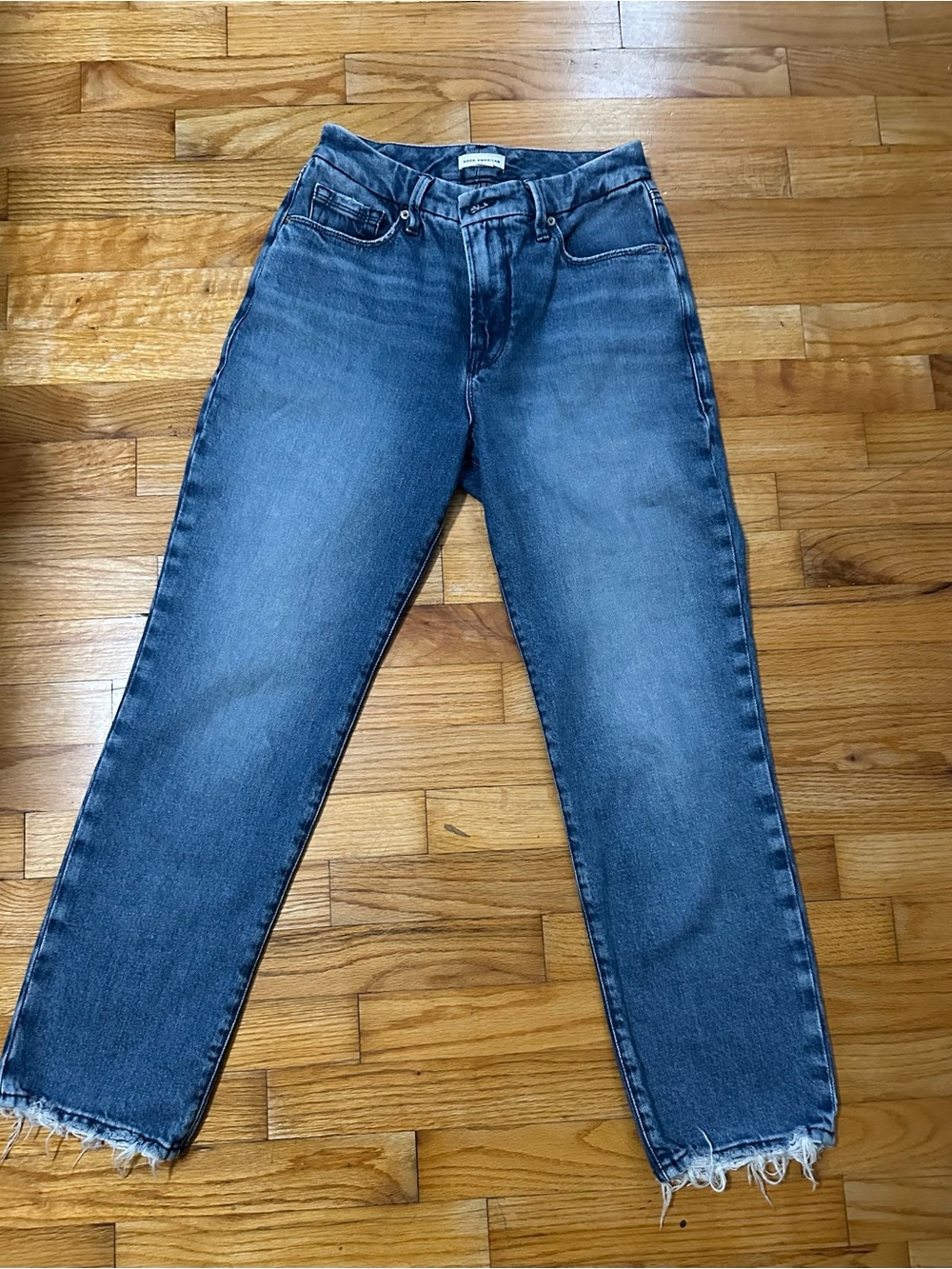 Good American Relaxed High-Rise Washed Blue Jeans